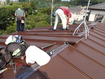 屋根カバー工事