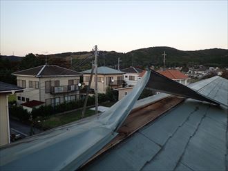 君津市 棟板金交換工事のご紹介
