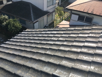 廃盤のセメント瓦の調査