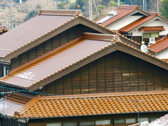 屋根材の石州瓦は凍害と塩害に強い 特徴とは