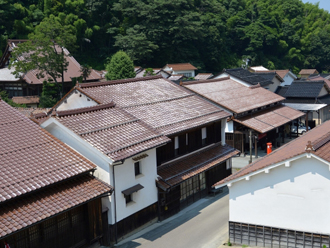 石州瓦の屋根