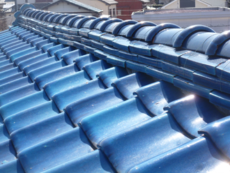 瓦屋根は長寿命 屋根材別の耐用年数をご紹介