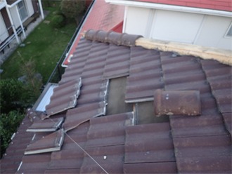 台風15号によって被災してしまったセメント瓦の屋根