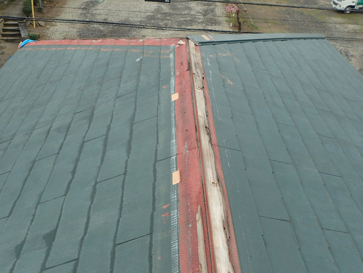 屋根の被害状況