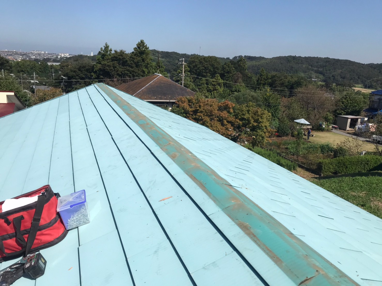 木更津市矢那にて昨年の台風による被害状況の確認 メンテナンスとして棟板金交換工事を行いました