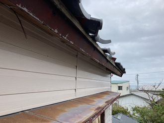 飛散した雨樋