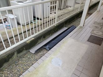 令和元年房総半島台風の影響で飛散した棟板金