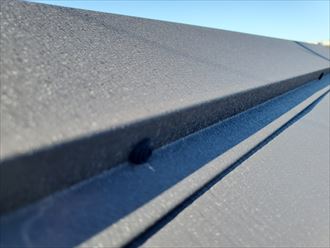 スーパーガルテクトを使用した屋根葺き替え工事の定期点検