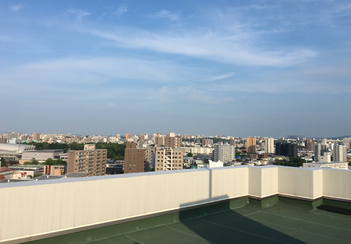 屋上の防水工事で雨漏り防止 ウレタン防水やfrp防水など防水方法をご紹介