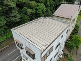 ドローンを用いた屋根調査