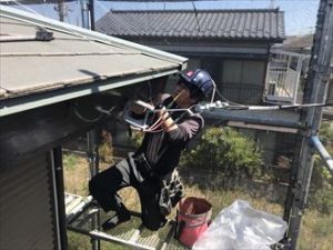 樋の撤去作業