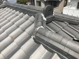 瓦屋根の現状調査