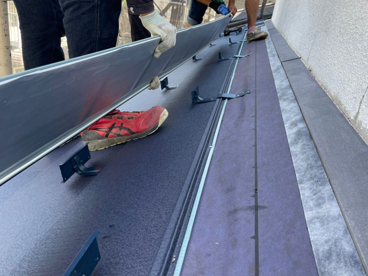 1㎡あたりの重量が軽いスーパーガルテクト