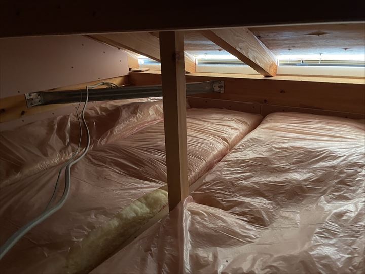 小屋裏の様子