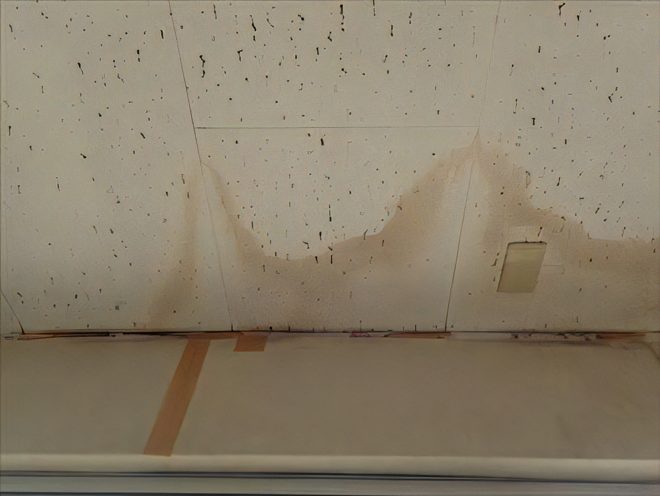 雨漏りの様子