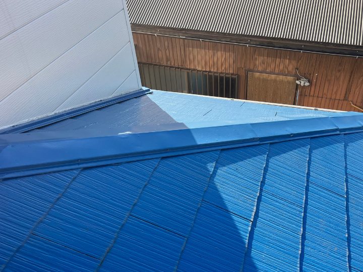 棟板金交換工事の完工