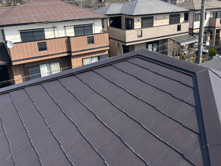 比較的綺麗な状態のスレート屋根
