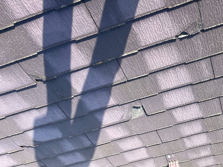 コロニアルNEOのひび割れ