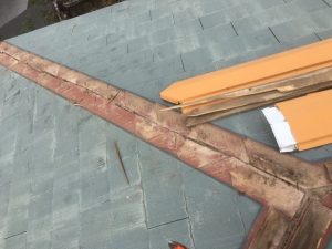 貫板の経年劣化