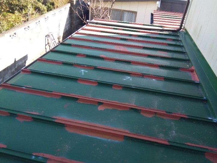 ご希望を伺い調査報告を元に「屋根カバー工事」をご提案