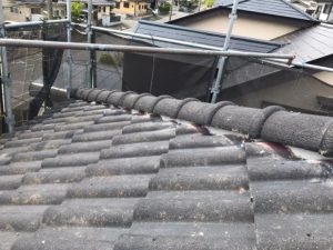 棟瓦の積み直し作業後の状態