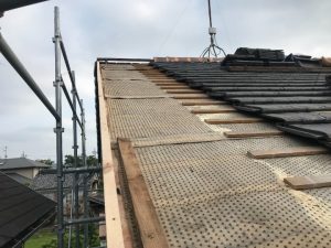 「瓦」の撤去作業