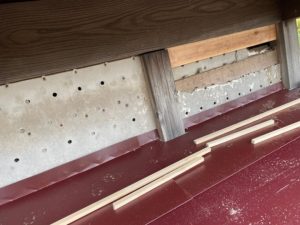 外壁の張替え作業