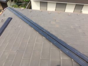 新規の「（樹脂製貫板）」を設置