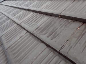 瓦の差し替え工事完工後の屋根