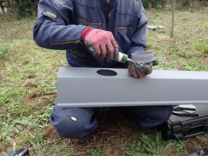 雨樋の資材同士を繋ぐ施工の工程