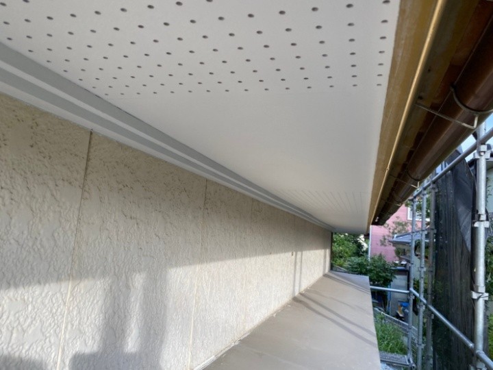 軒天の補修工事が無事に完工