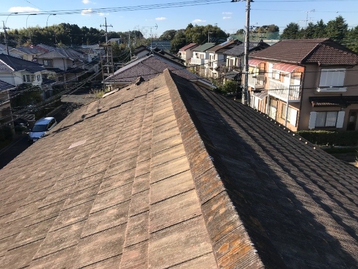 棟取り直し工事完成した屋根の外観
