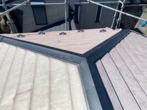 新規の棟板金設置