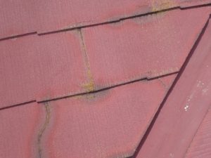 スレート瓦のひび割れ