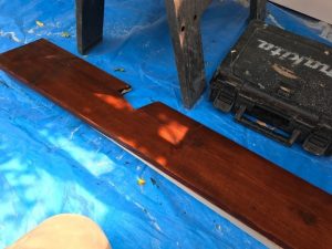 破風板の補修工事を実施