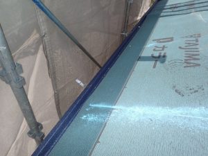 防水紙(ルーフィング)を敷設