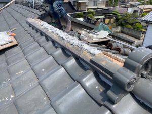 南蛮漆喰（シルガード）を塗布して土台形成