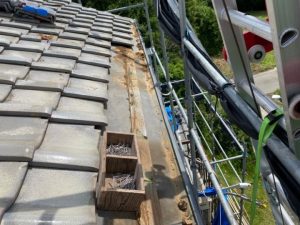 軒先瓦の入れ替え工事