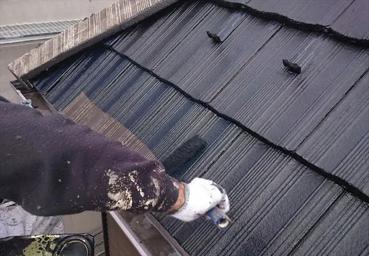 瓦を塗装するメリット・注意点