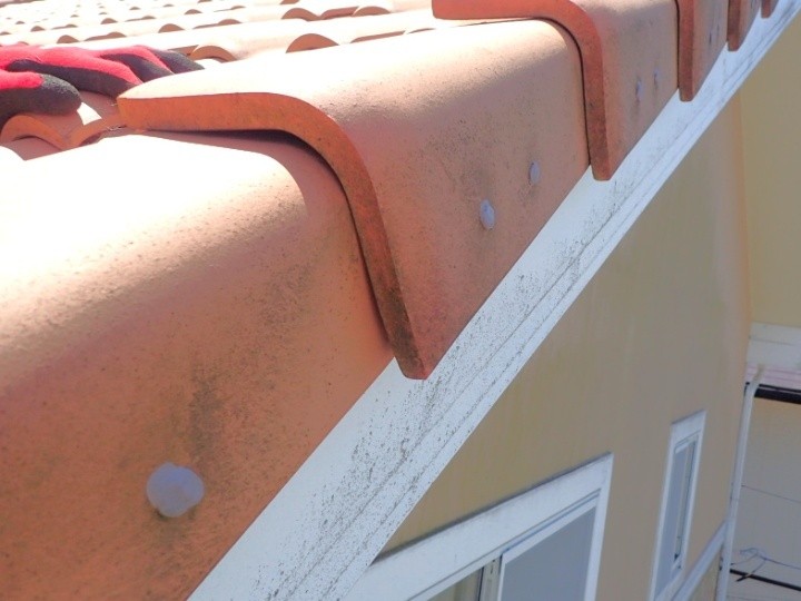 「ケラバ瓦」の補強工事をご提案