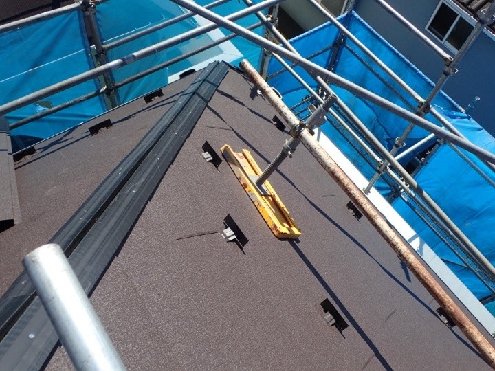 樹脂製の貫板(タフモック)を設置