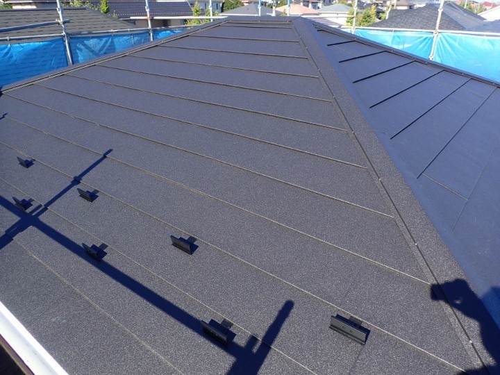 屋根葺き替え工事が完工