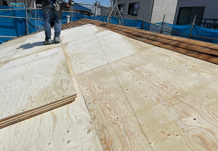 野地板の増し張り