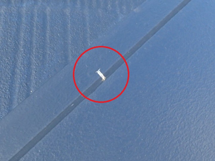 浮いた固定釘