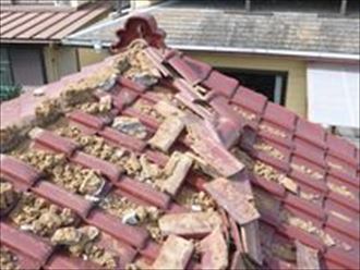 震災で瓦屋根が落下007_R