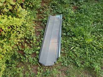 OLYMPUS DIGITAL CAMERA 市川市真間で行った強風の影響により捲れた棟板金は落下すると危険ですので撤去します