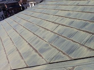 浦安市入船で行ったスレート屋根調査で色褪せた屋根は塗り替え時期です