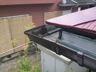 君津市 雨樋コーナーからの漏れ調査005_R