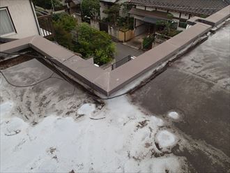 OLYMPUS DIGITAL CAMERA 野田市岩名で陸屋根の防水が紫外線や雨の影響で劣化