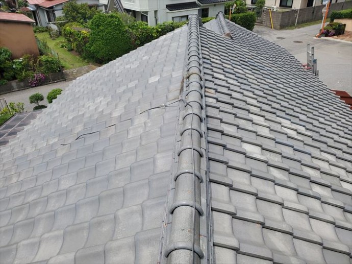 20190625_105820野田市船形_屋根調査 野田市船形で行った瓦屋根調査で棟の歪みを発見